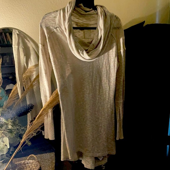 Scoop heather gray turtleneck, long length - Picture 1 of 1